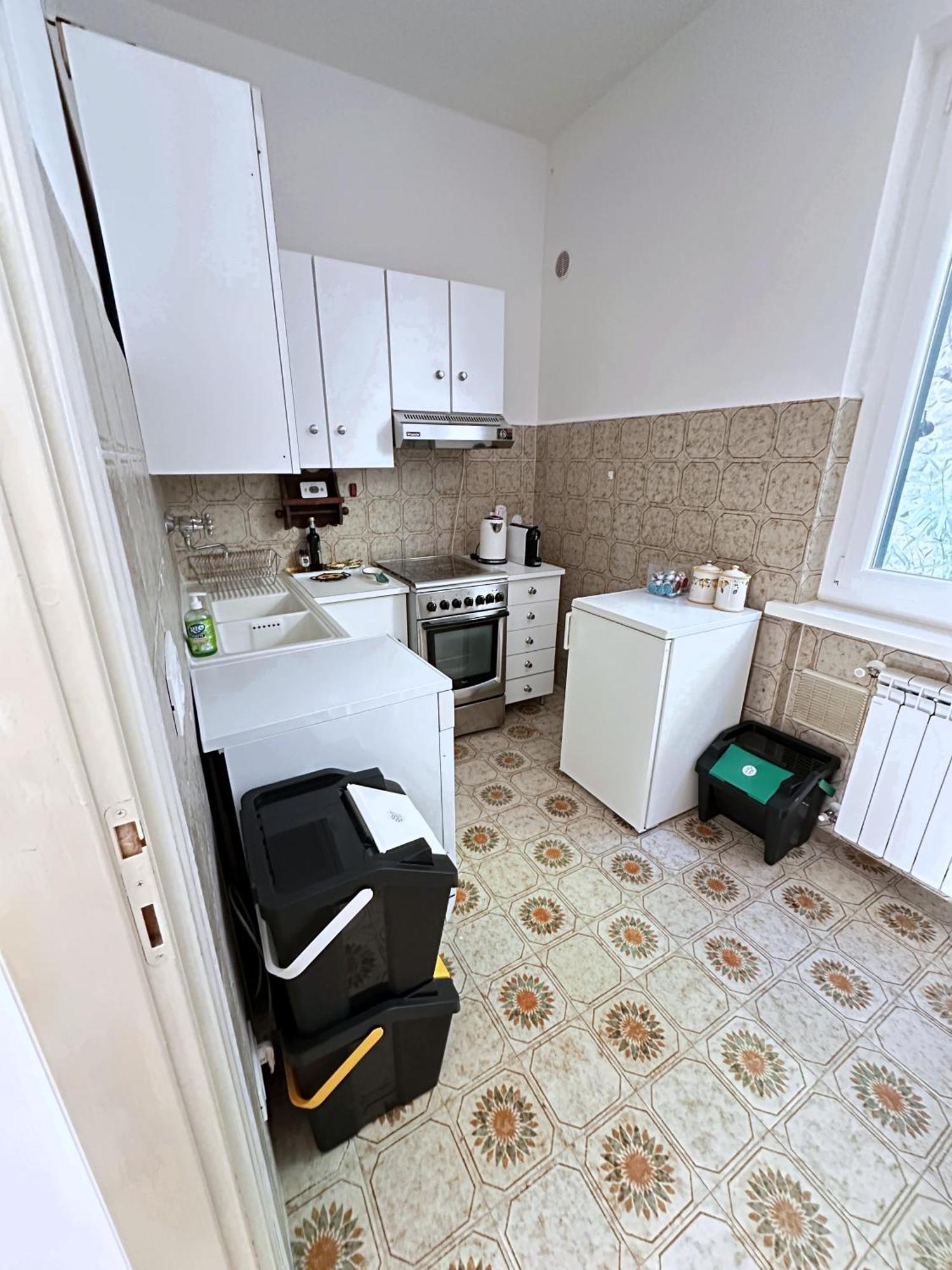 Terrace & Parking - Holiday Home Near Fegina Beach Monterosso al Mare Luaran gambar