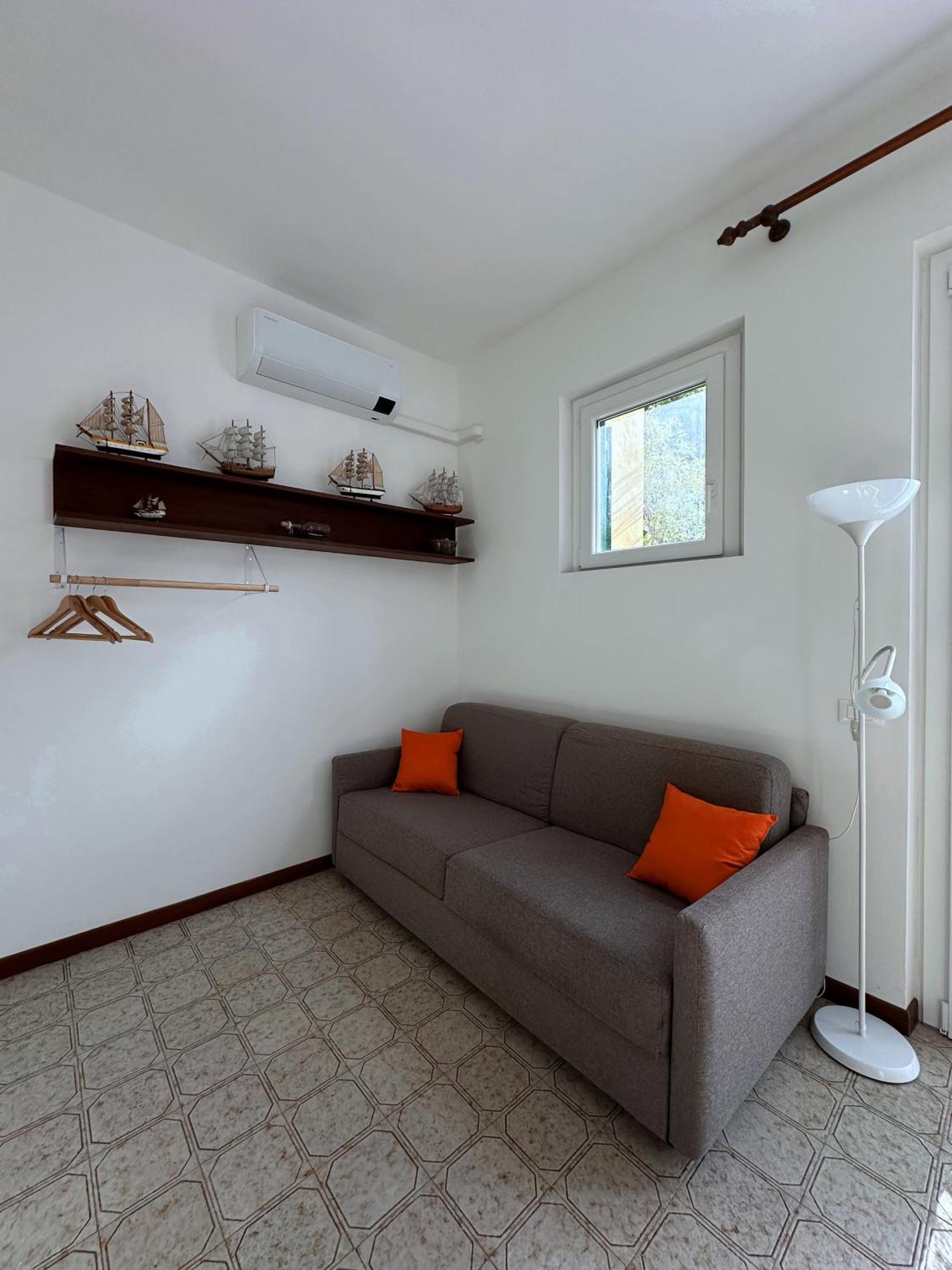 Terrace & Parking - Holiday Home Near Fegina Beach Monterosso al Mare Luaran gambar