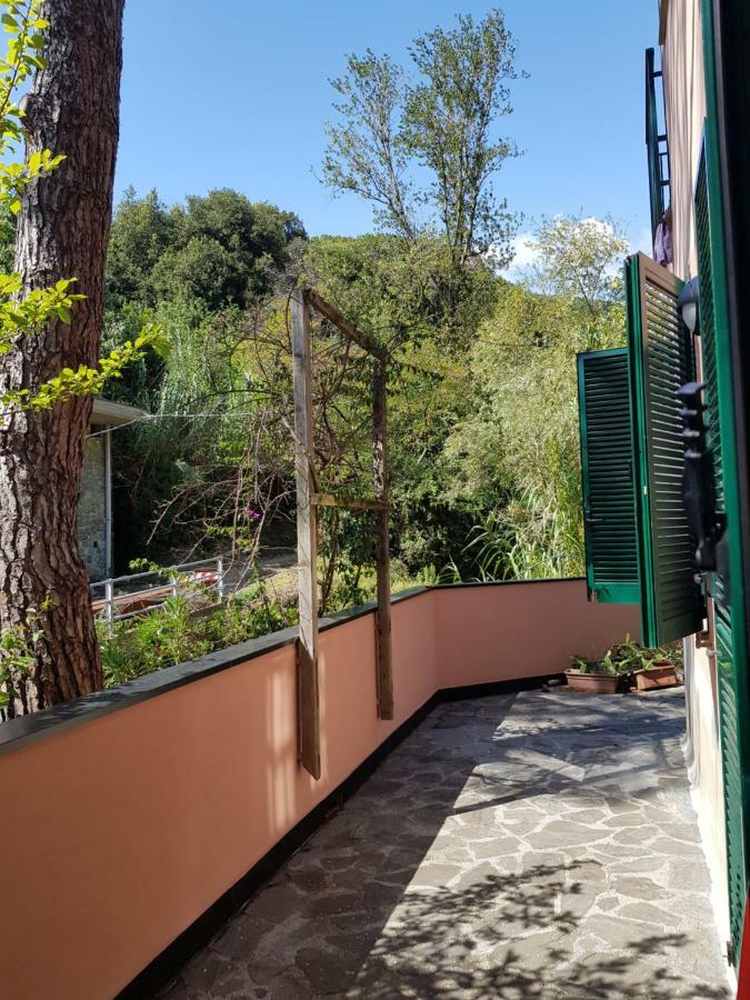 Terrace & Parking - Holiday Home Near Fegina Beach Monterosso al Mare Luaran gambar
