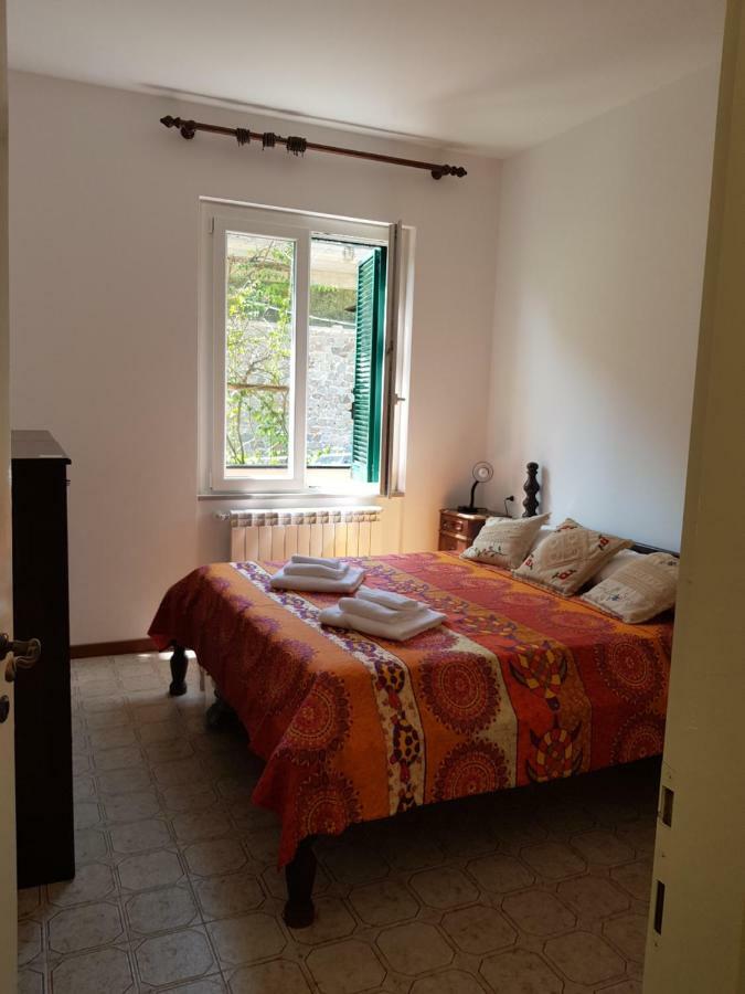 Terrace & Parking - Holiday Home Near Fegina Beach Monterosso al Mare Luaran gambar